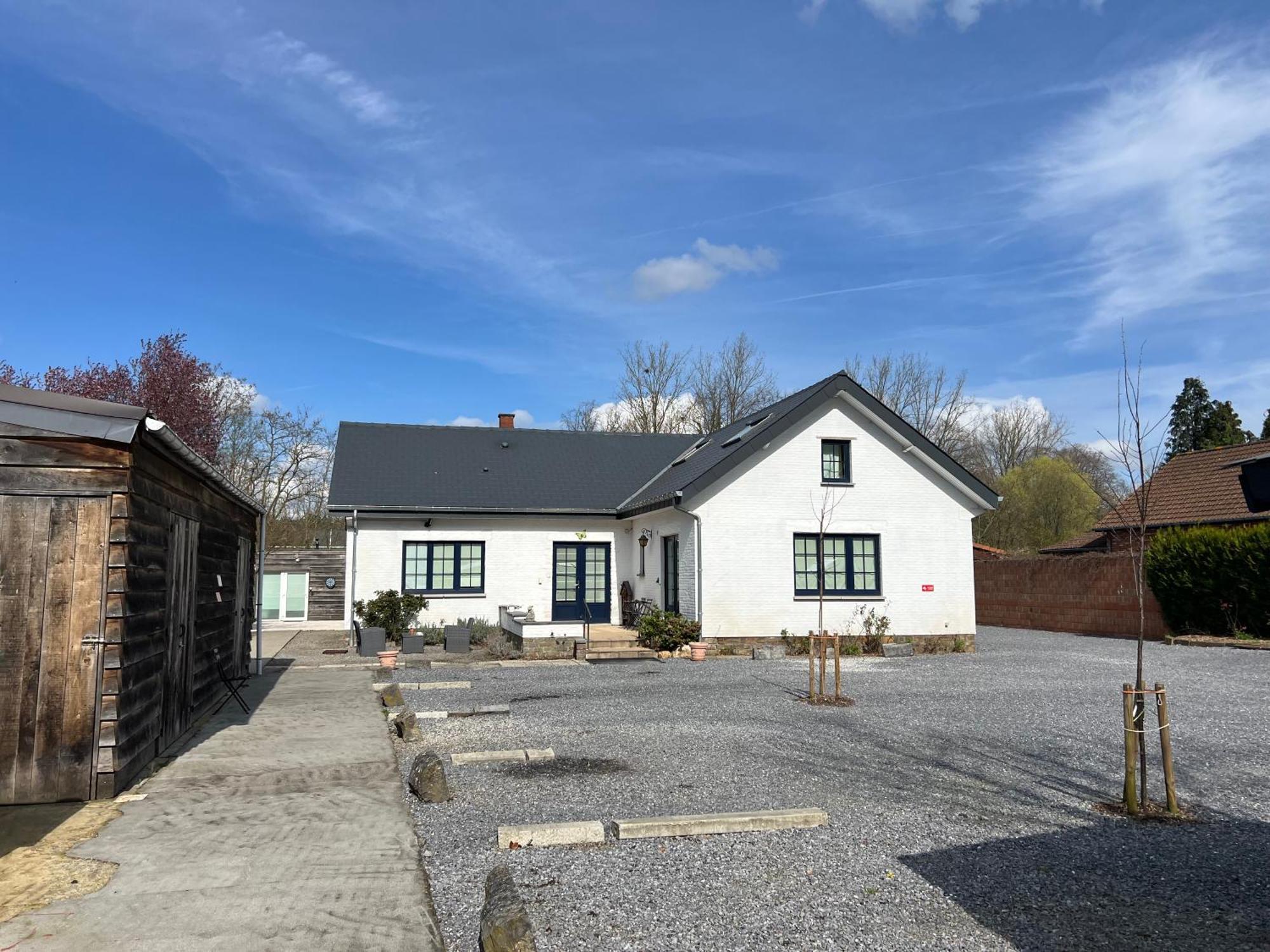 Ferienwohnung Dame Cerise Wavre Exterior foto
