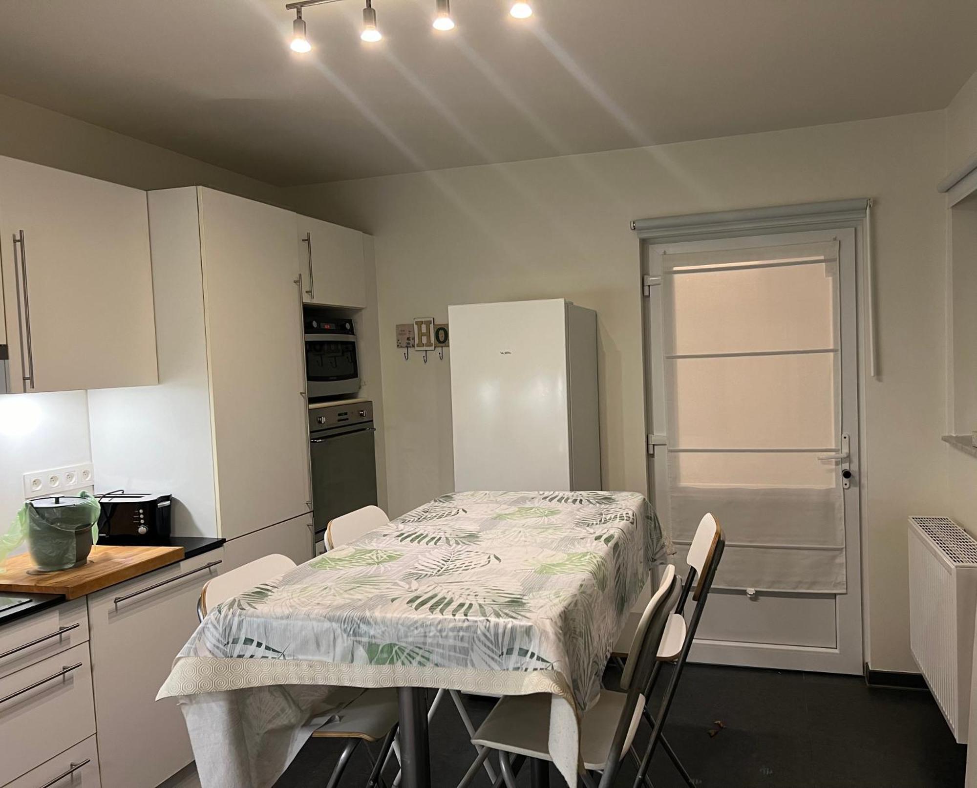 Ferienwohnung Dame Cerise Wavre Exterior foto